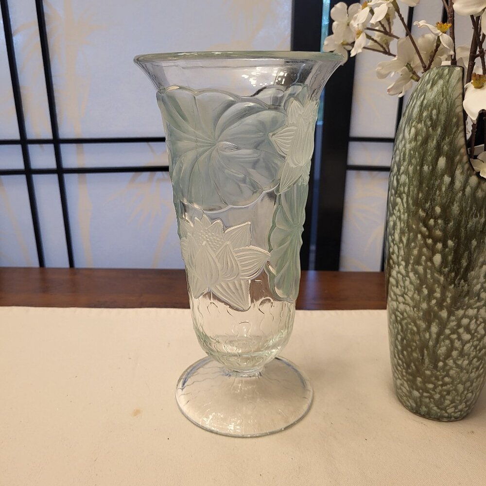 Art Deco Josef Inwald BAROLC Satin Frosted Glass Vase Water Lilly